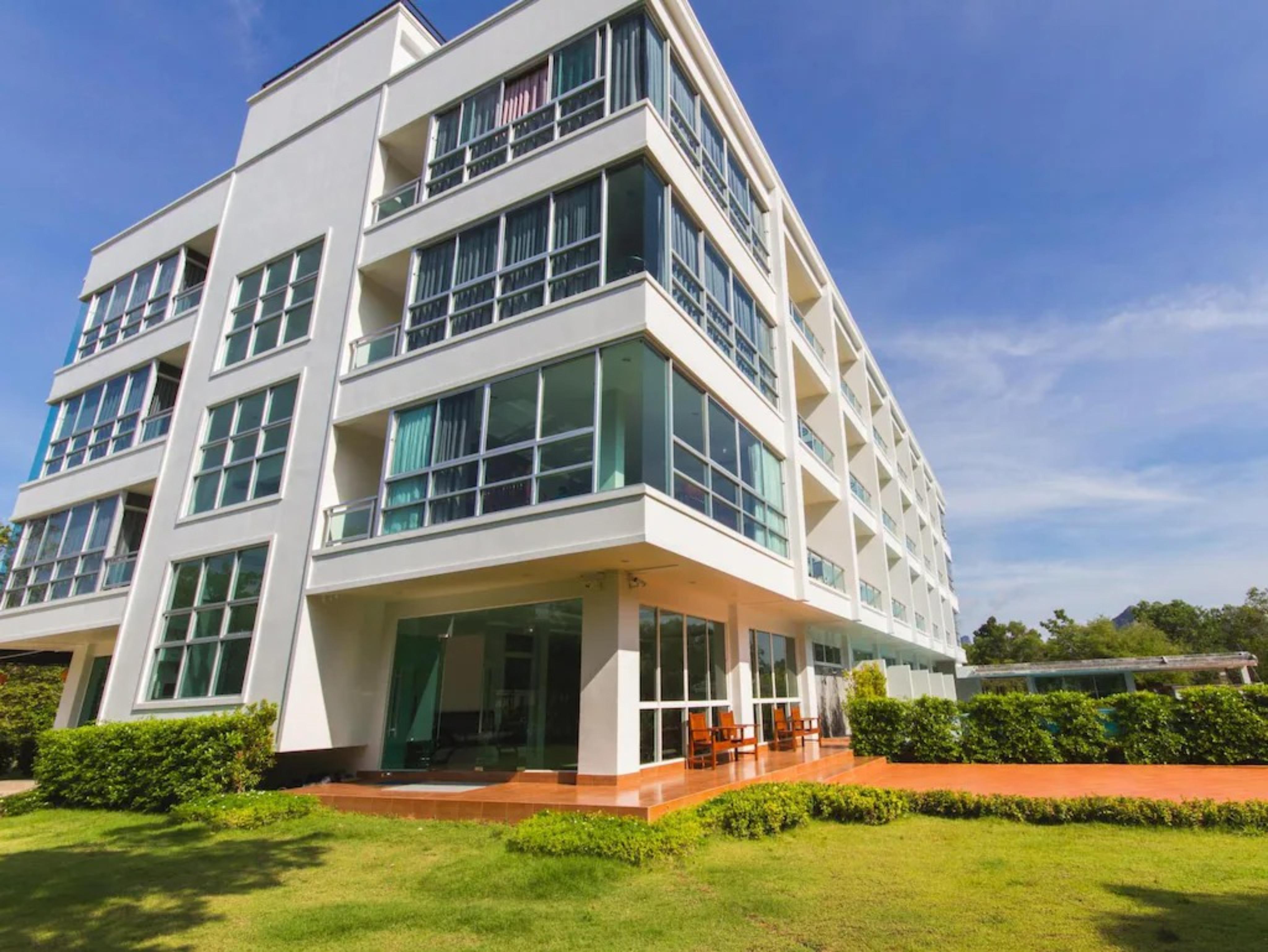 The Pano Hotel & Residence Ao Nang Bagian luar foto