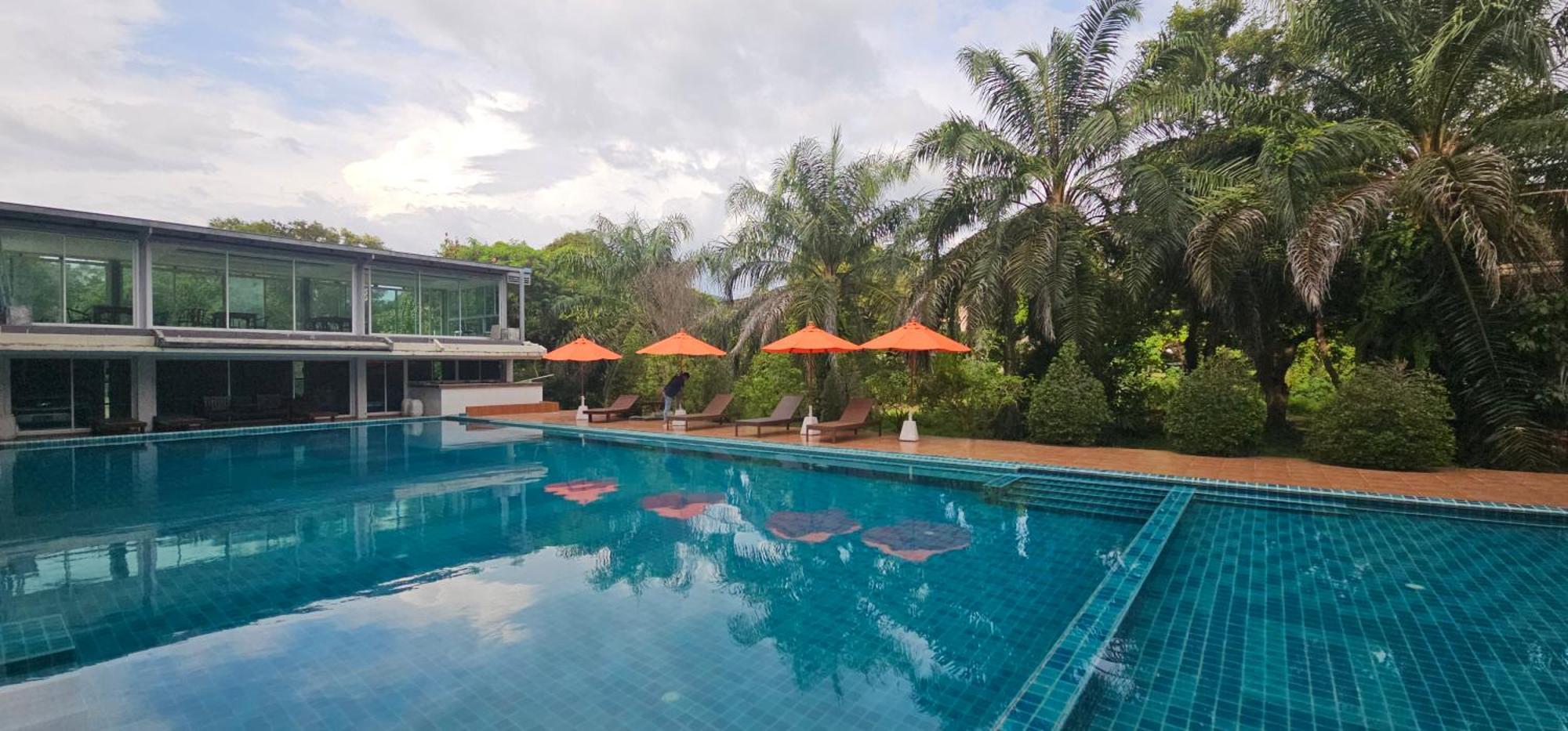 The Pano Hotel & Residence Ao Nang Bagian luar foto