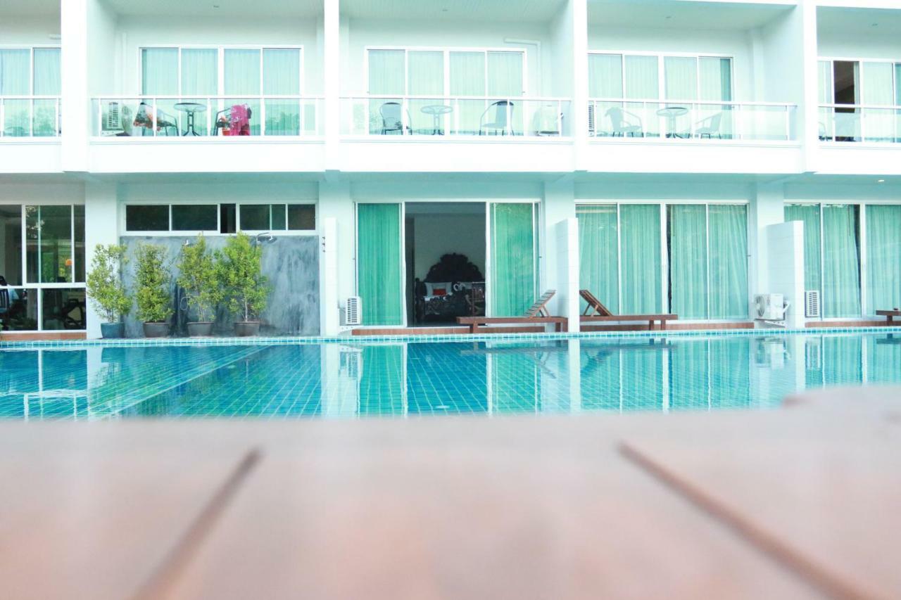 The Pano Hotel & Residence Ao Nang Bagian luar foto