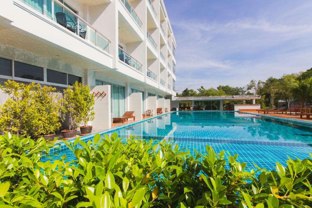 The Pano Hotel & Residence Ao Nang Bagian luar foto