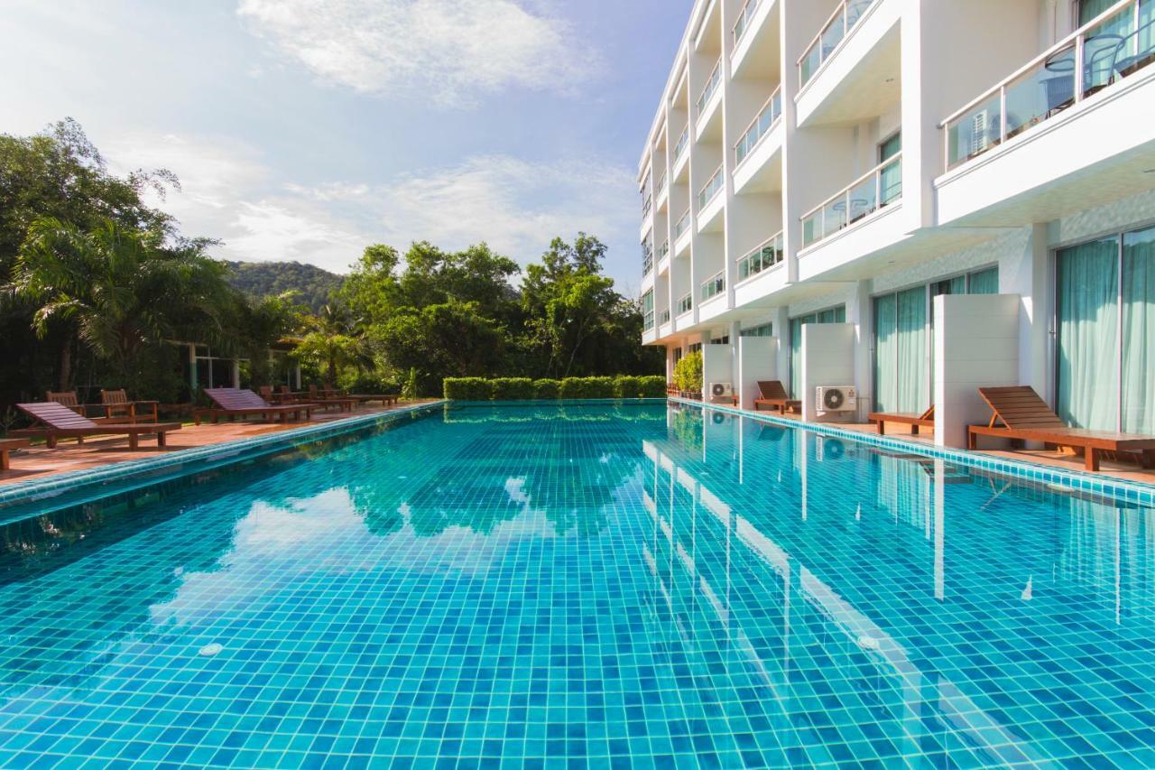 The Pano Hotel & Residence Ao Nang Bagian luar foto